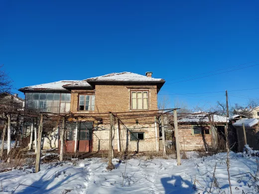 Продава Къща 638 м2кв-Огняново Община Пазарджик Област Пазарджик-България
