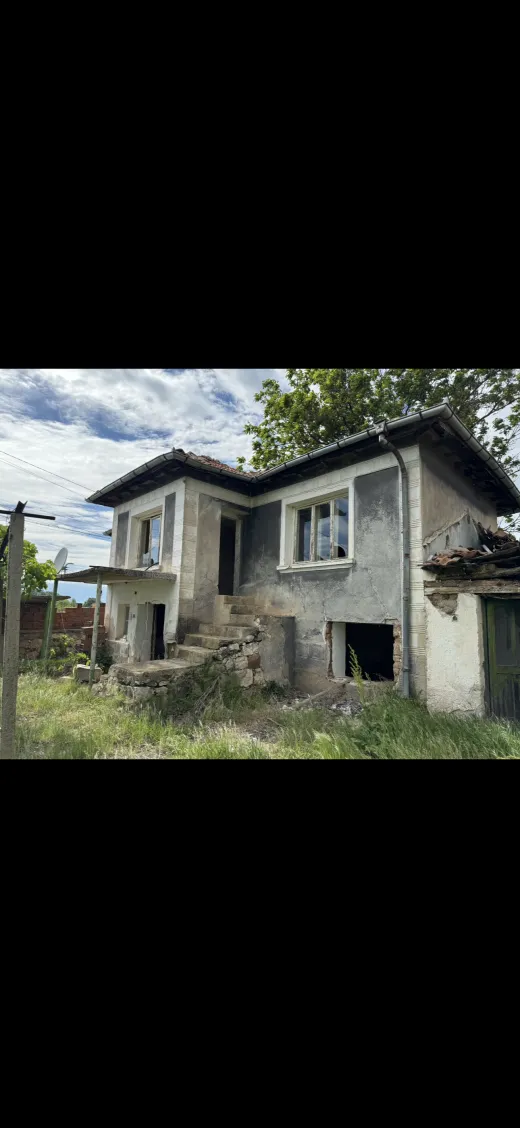 Продава Къща 110 кв-Чоба Община Брезово Област Пловдив-България