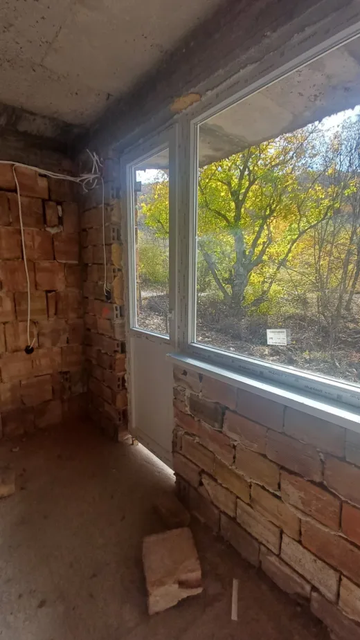 Продава Къща 240кв-Горно трапе Община Троян Област Ловеч-България