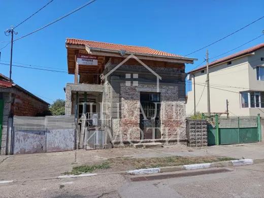 Продава Къща 136кв-Мартен Община Русе Област Русе-България