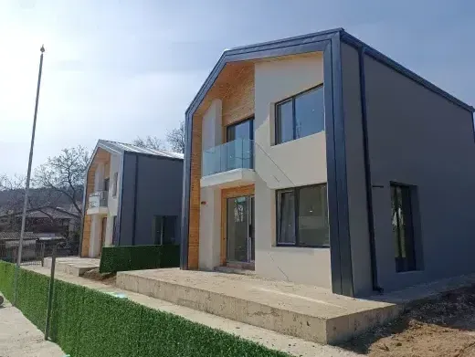 Продава Къща 350кв-Богомилово Община Стара Загора Област Стара Загора-България