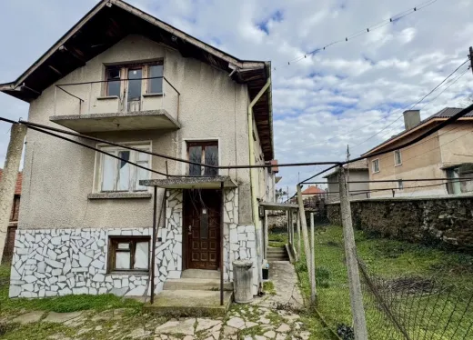 Продава Къща 70 кв-Бъта Община Панагюрище Област Пазарджик-България